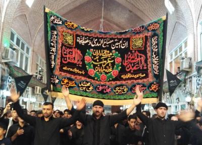 (تصاویر) عَلم میراث مظلوم عزاداری تاریخی بازار تبریز