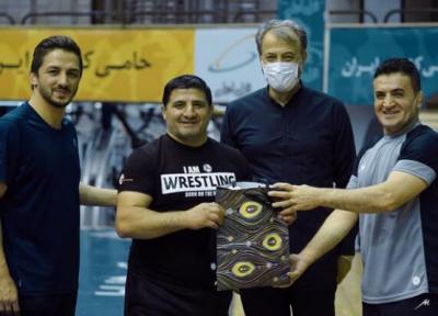 حضور قهرمان المپیک و جهان در تمرین فرنگی کاران ایران